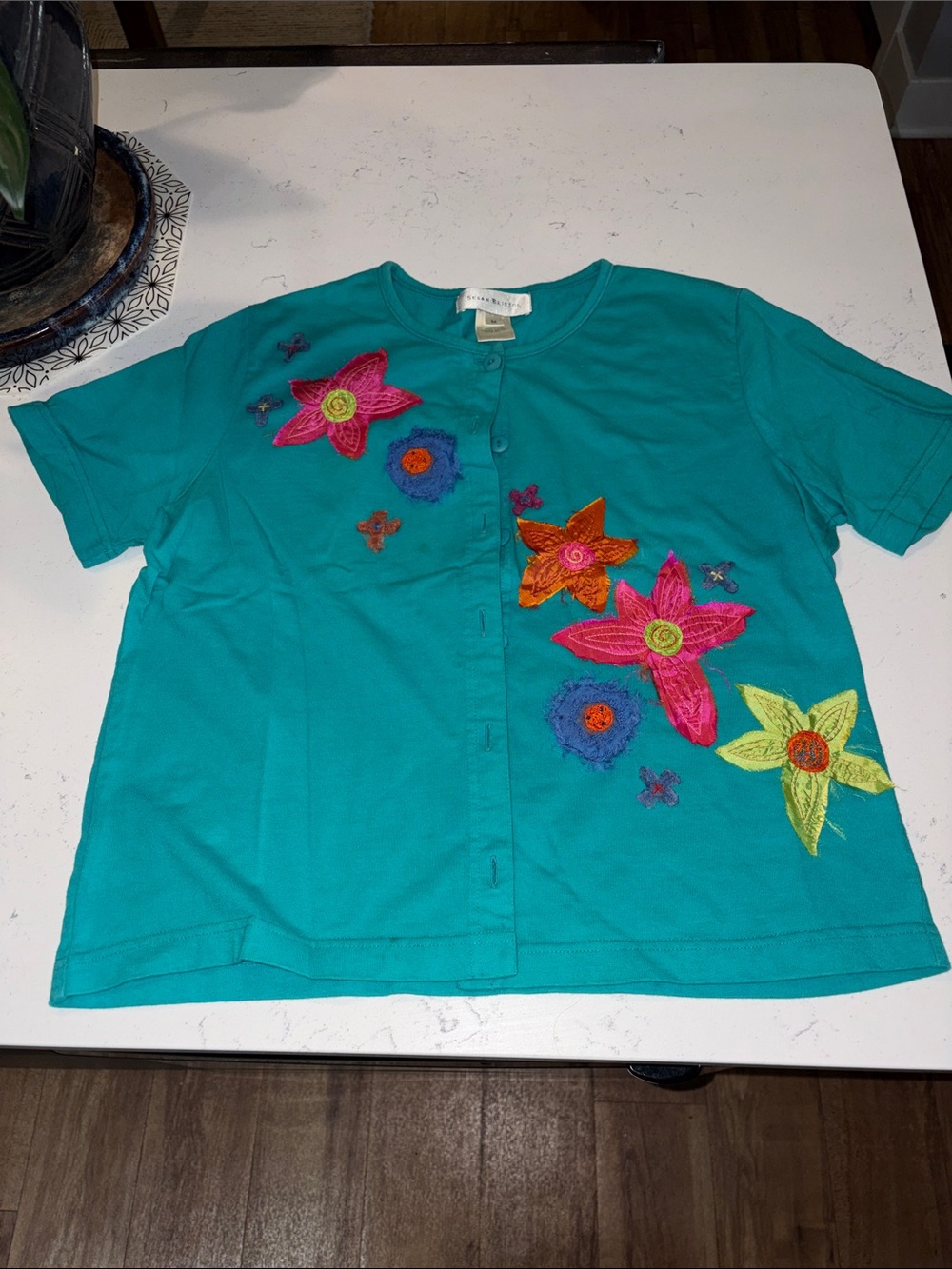 Vintage Y2K Susan Bristol Floral Appliqué Embroidered Button Front Cardigan Top